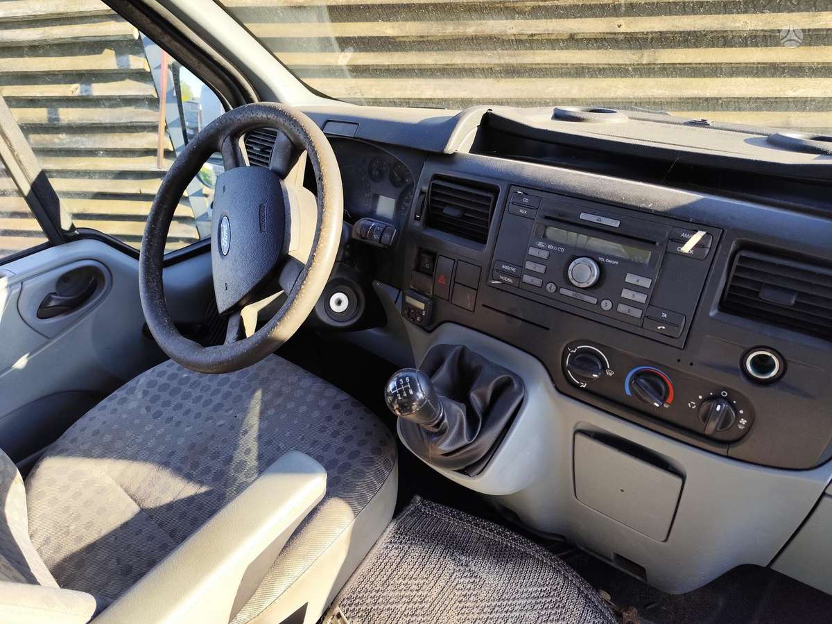 Ford Transit, komercinis