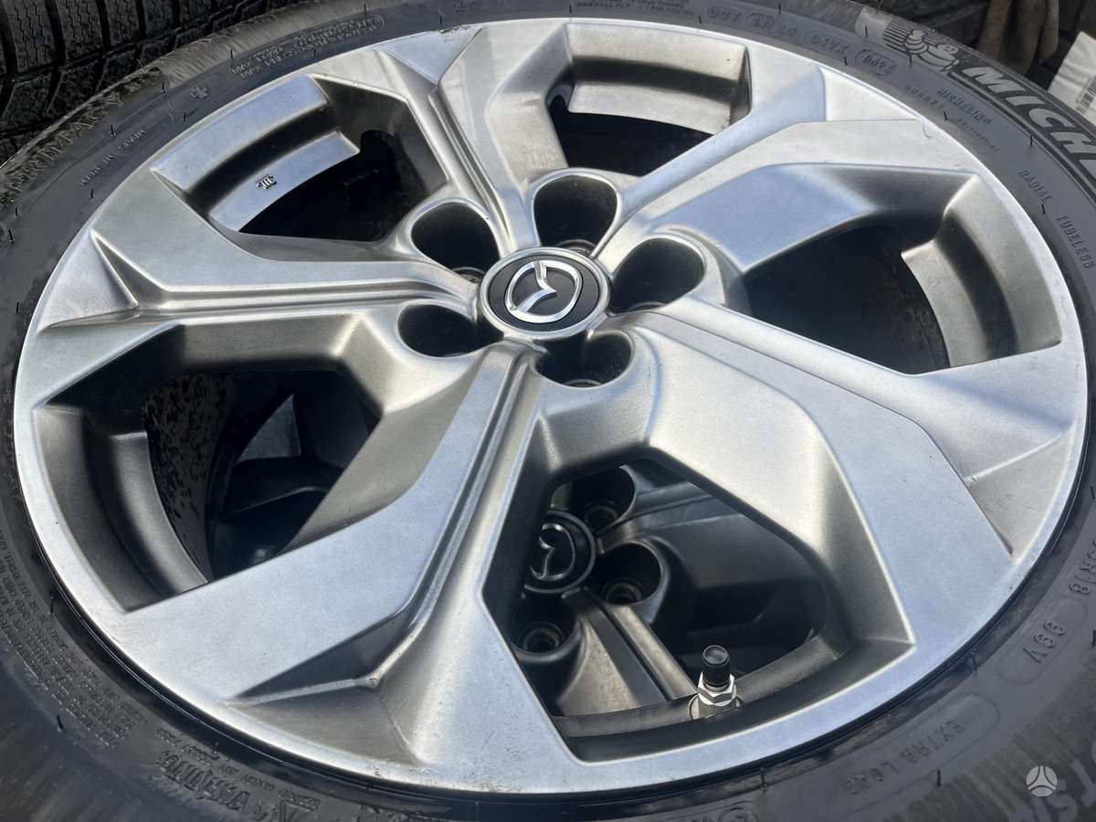 Mazda, vieglmetāla, R18