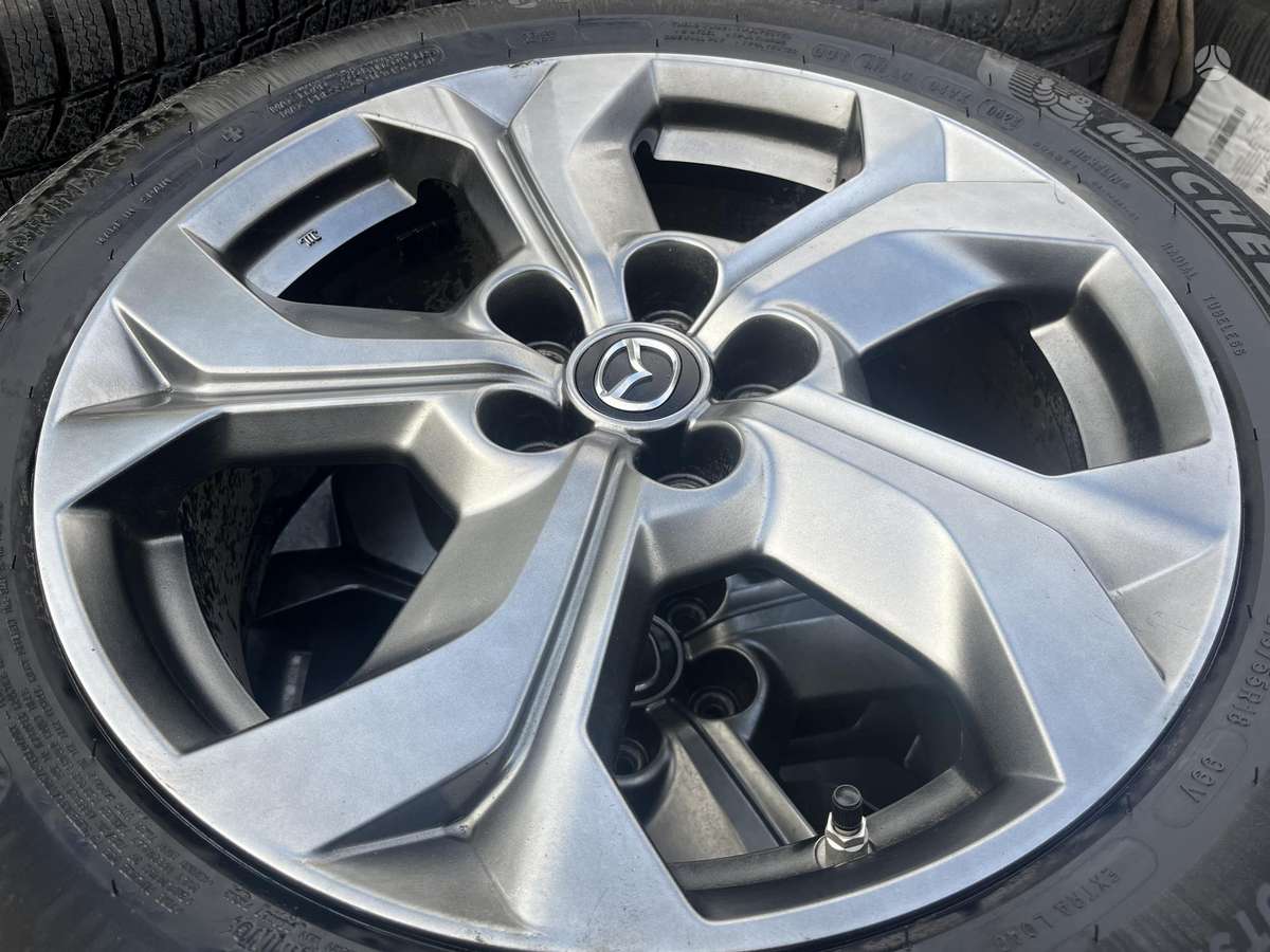 Mazda, vieglmetāla, R18
