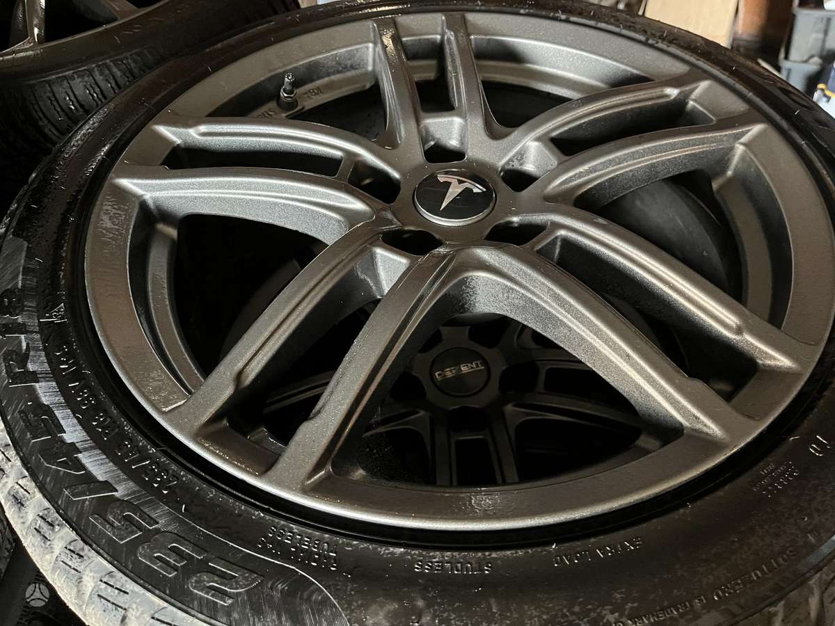TESLA, light alloy, R18