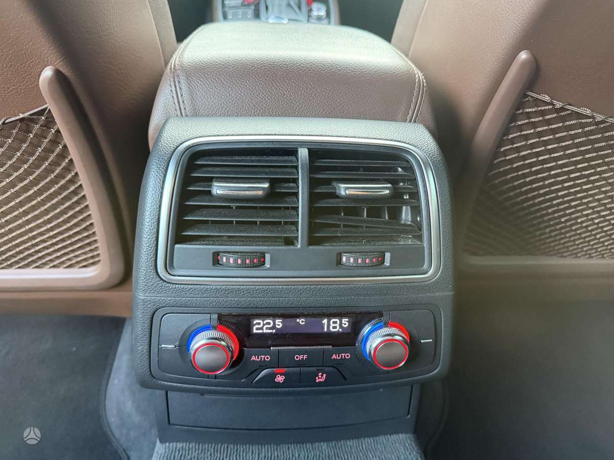 Audi A6, 3.0 l., universalas