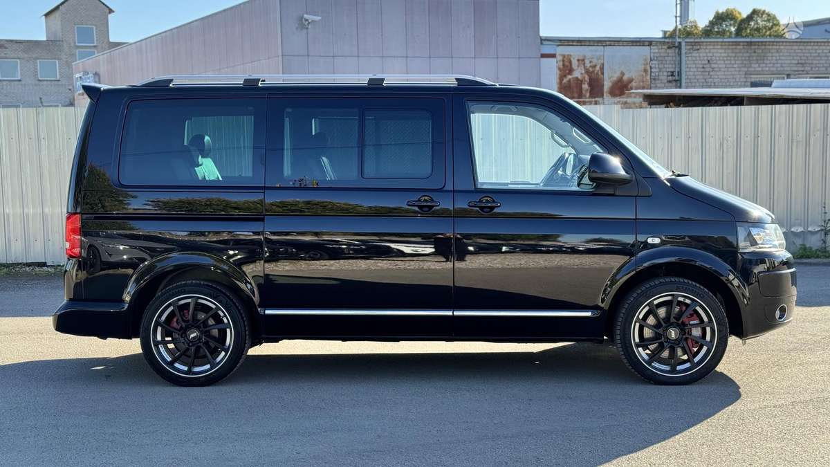 Volkswagen Multivan, 2.0 l., Минивэн