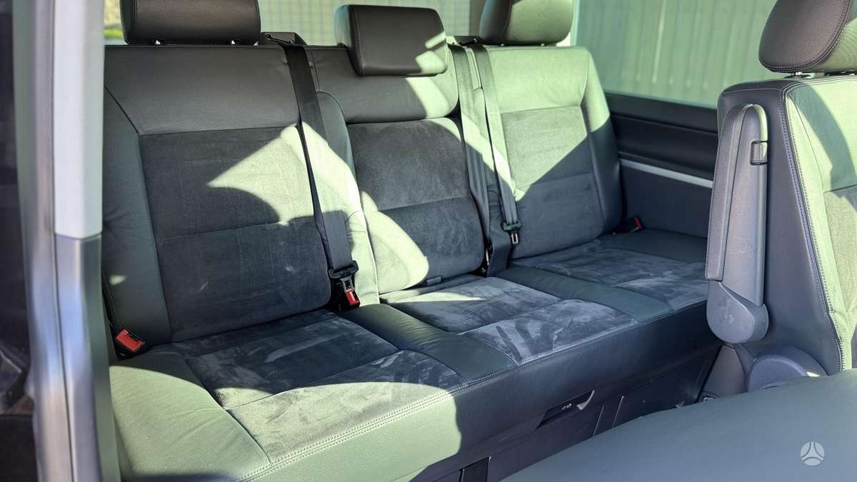 Volkswagen Multivan, 2.0 l., Минивэн