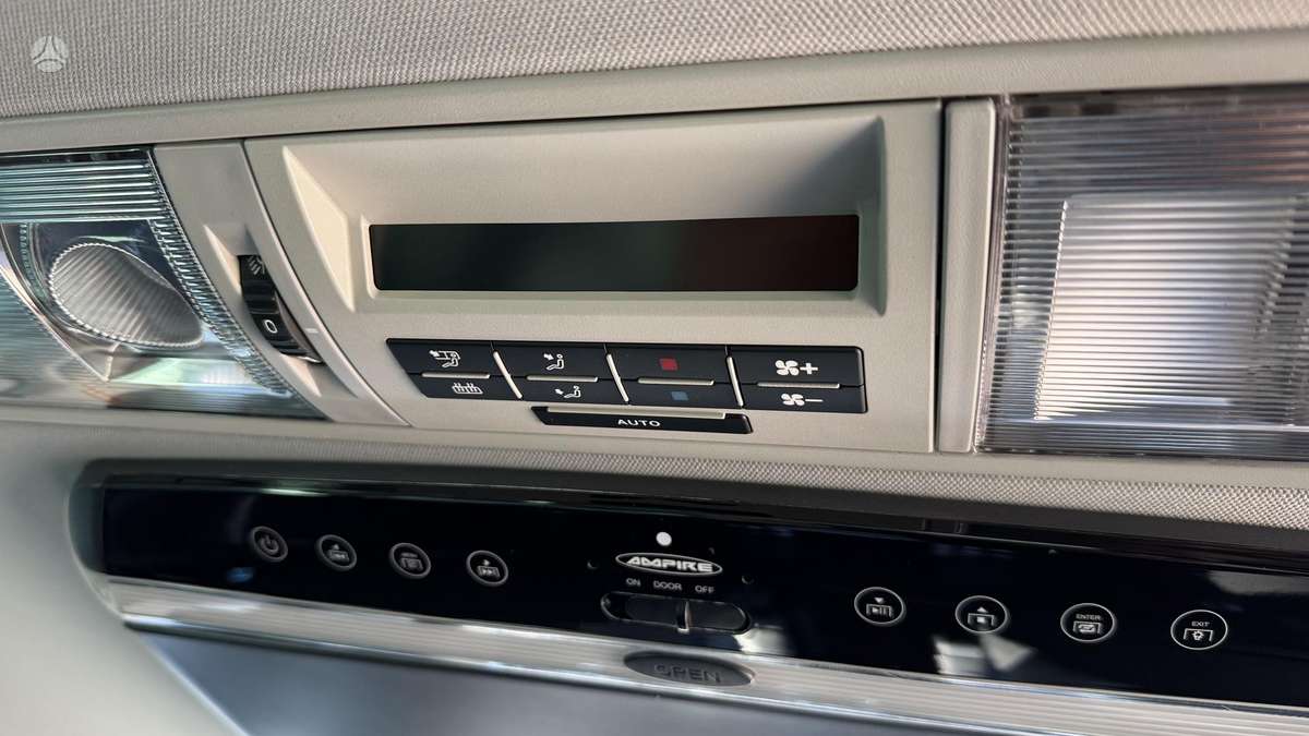 Volkswagen Multivan, 2.0 l., Минивэн