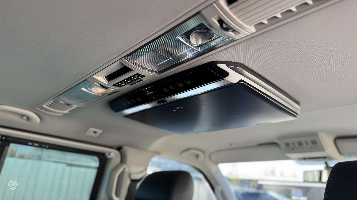 Volkswagen Multivan, 2.0 l., Минивэн