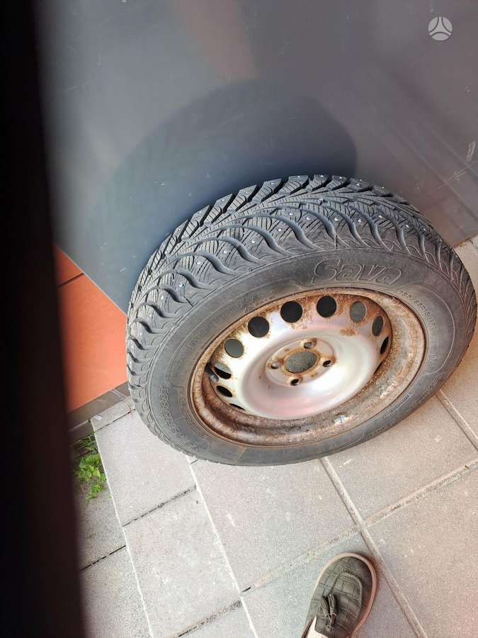 Sava Eskimo stud, universalios 185/65 R15