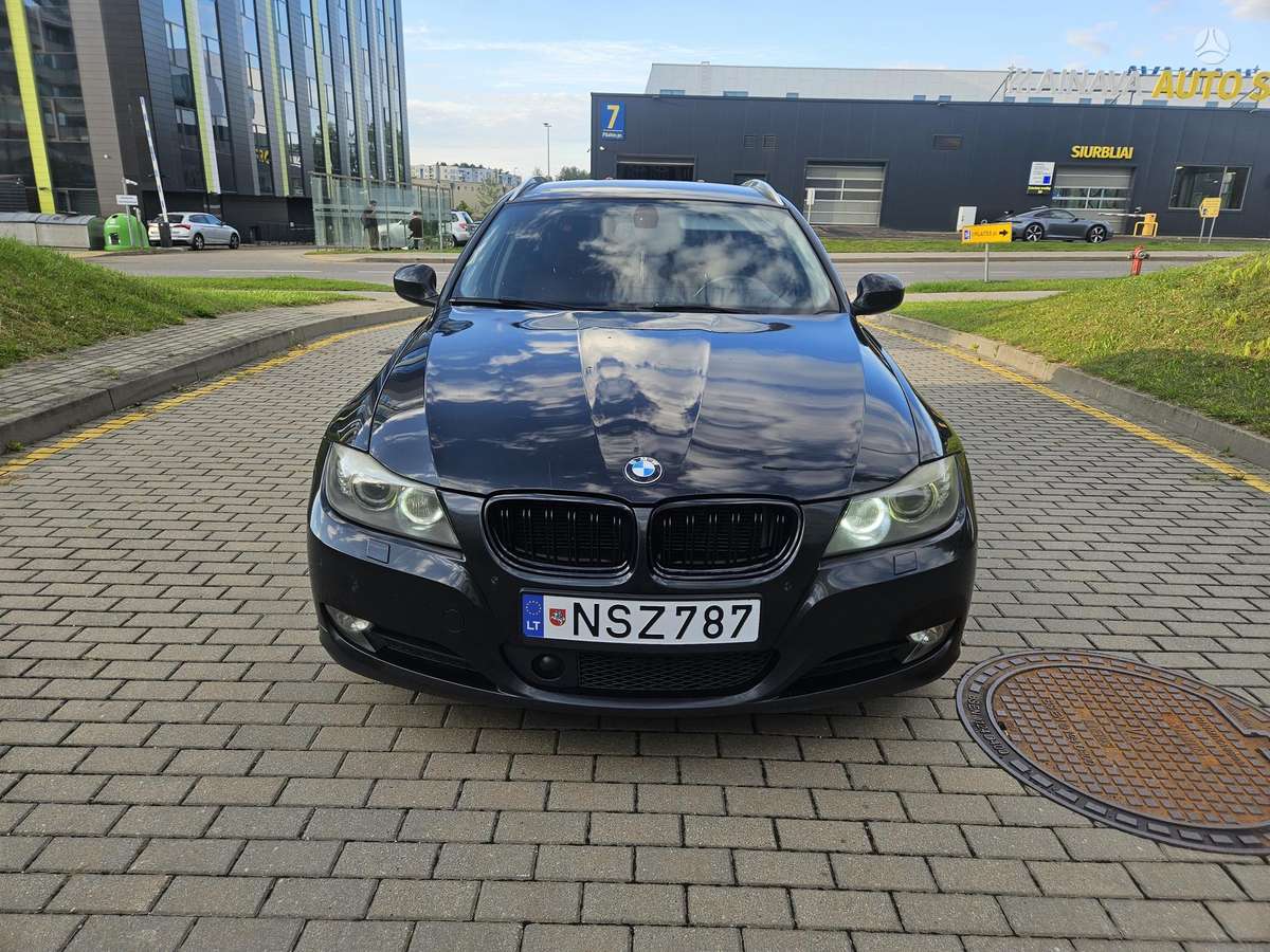 BMW 330, 3.0 l., wagon