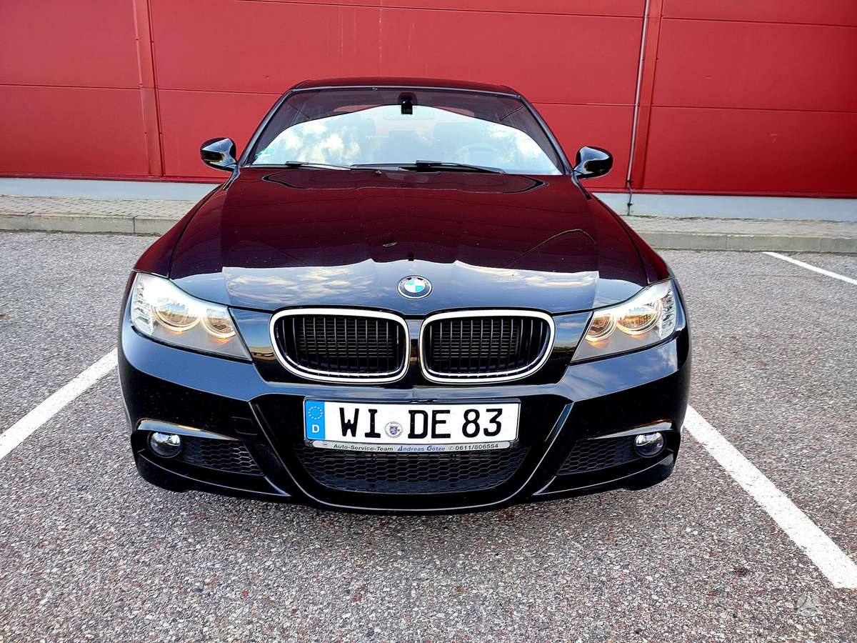 BMW 318, 2.0 l., Седан