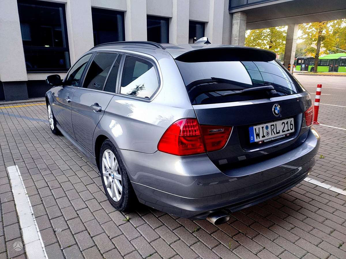 BMW 318, 2.0 l., Седан