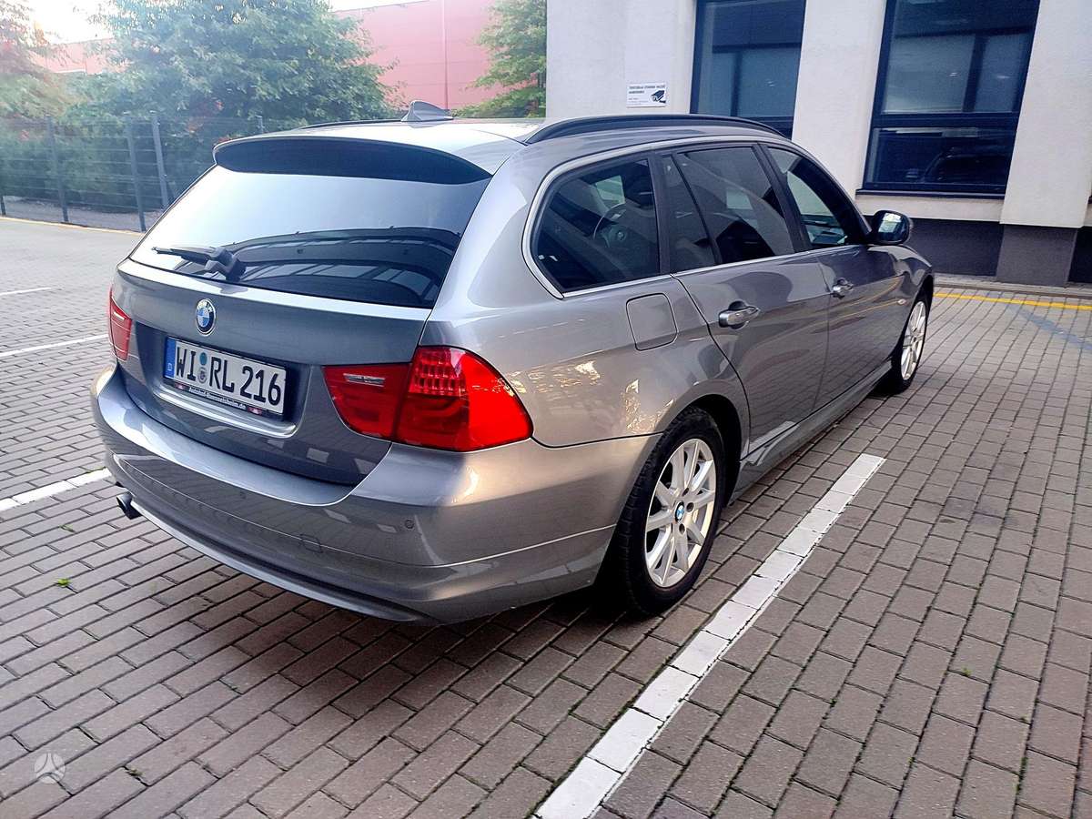 BMW 318, 2.0 l., Седан