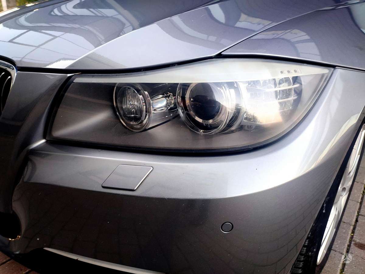 BMW 318, 2.0 l., Седан