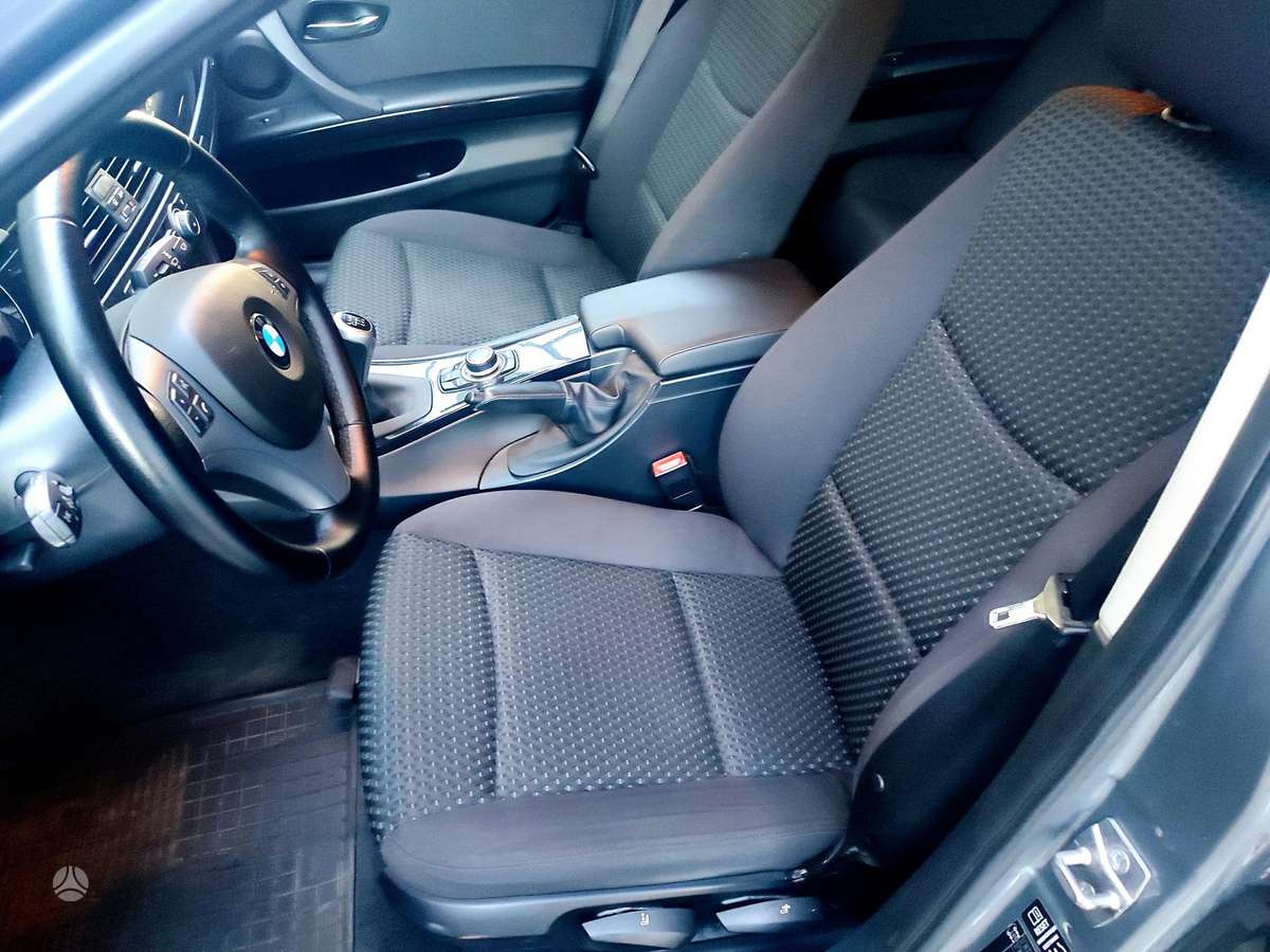 BMW 318, 2.0 l., Седан