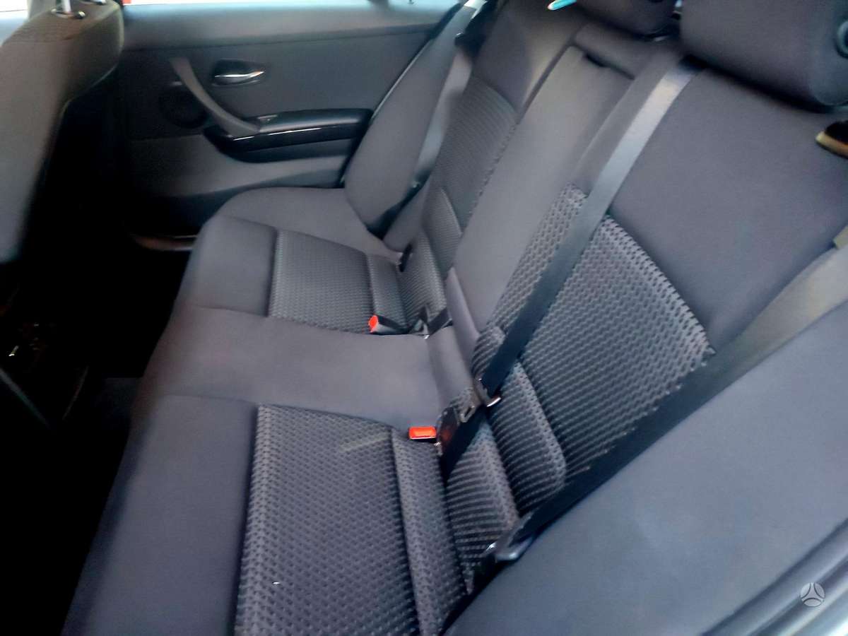 BMW 318, 2.0 l., Седан