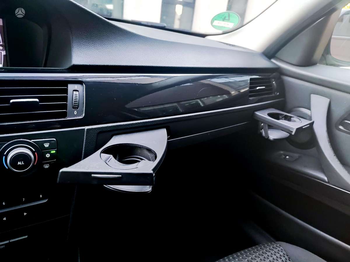 BMW 318, 2.0 l., Седан