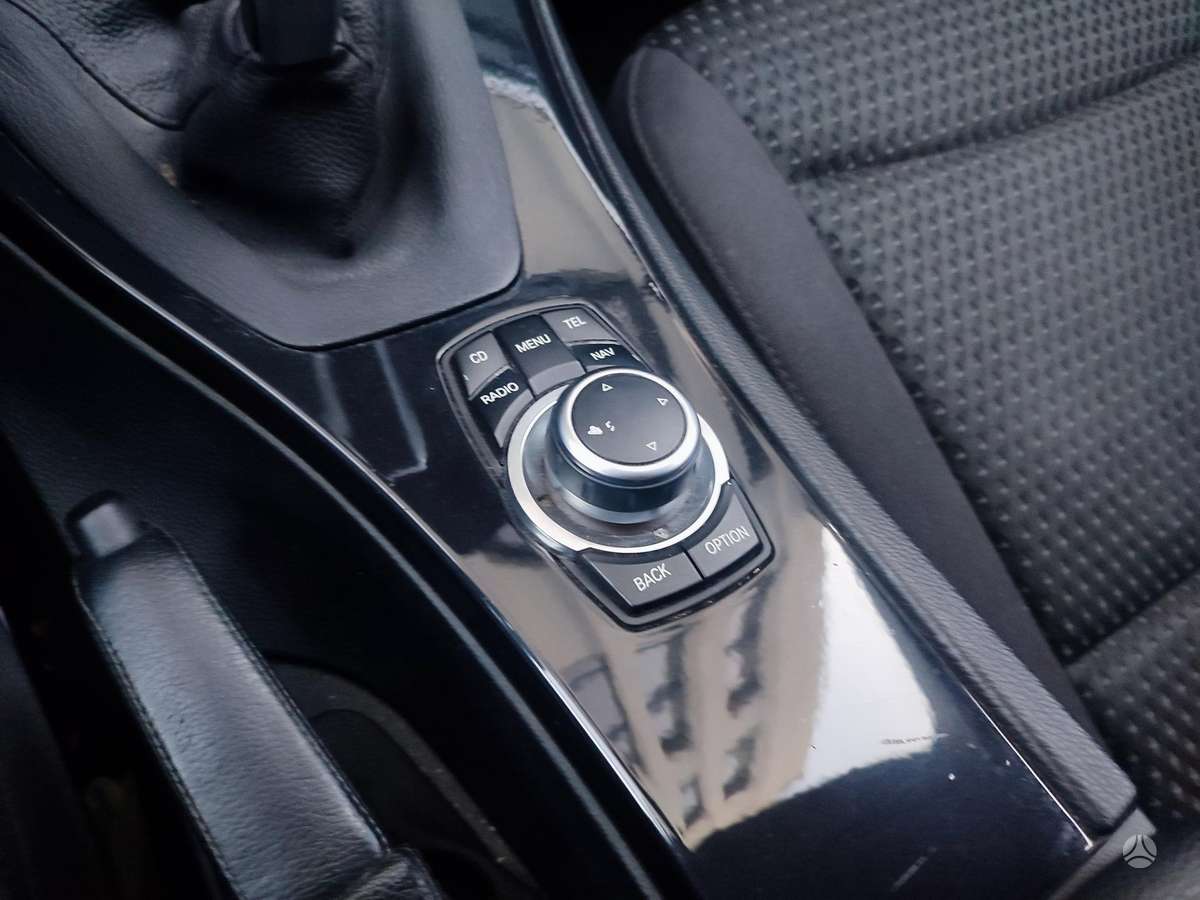 BMW 318, 2.0 l., Седан