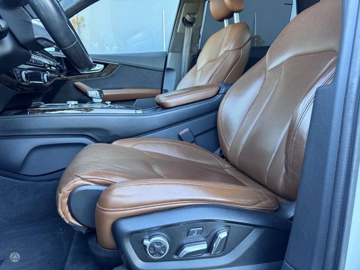 Audi Q7, 3.0 l., Внедорожник / Кроссовер