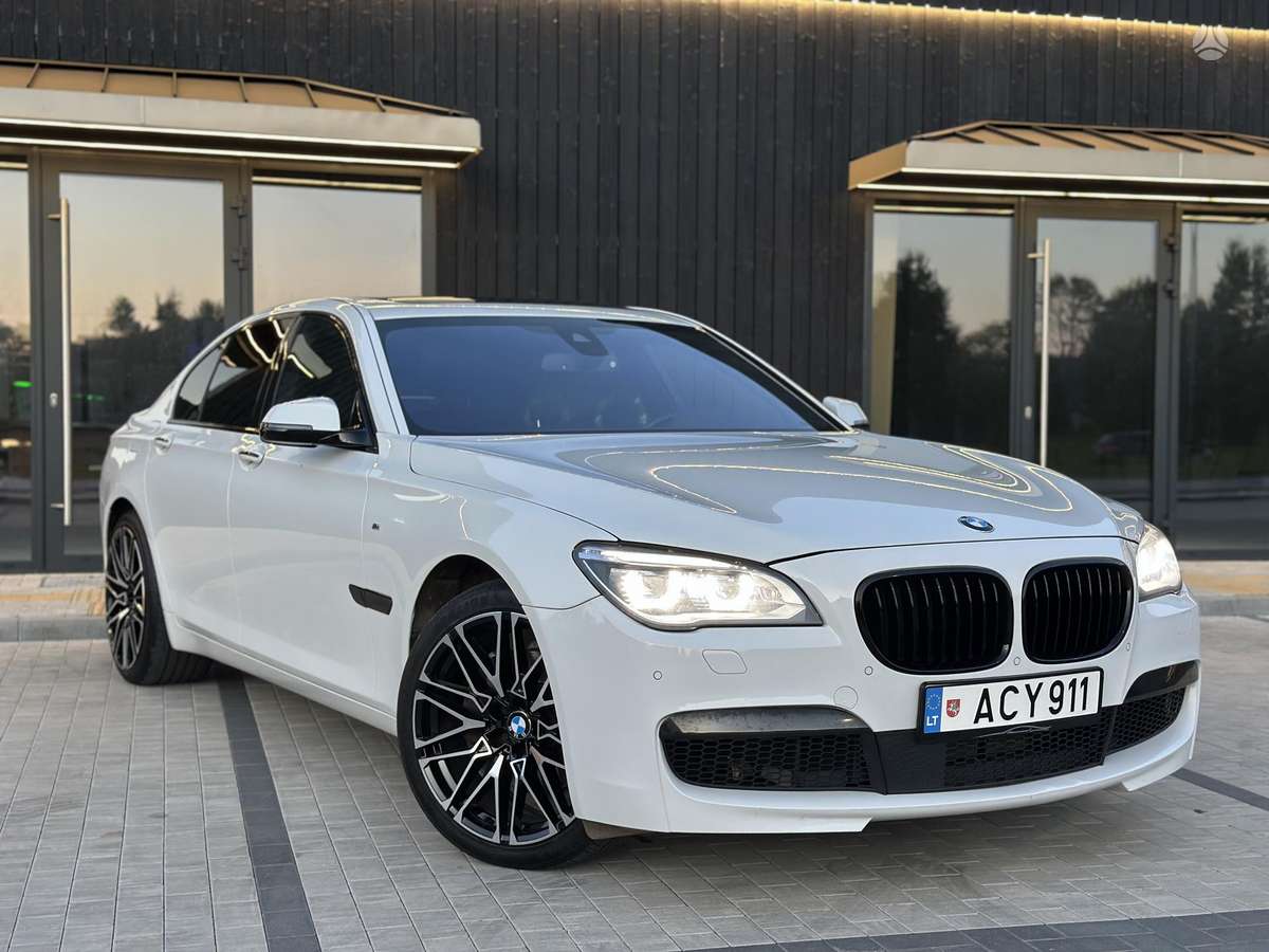 BMW 730, 3.0 l., Седан