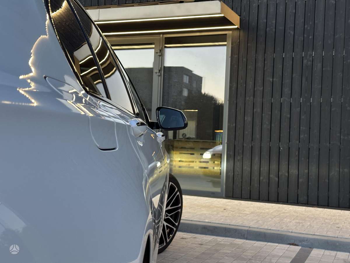 BMW 730, 3.0 l., Седан
