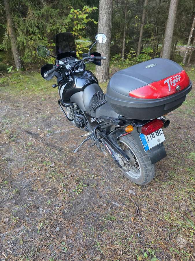 Triumph Tiger 955cc, enduro / adventure