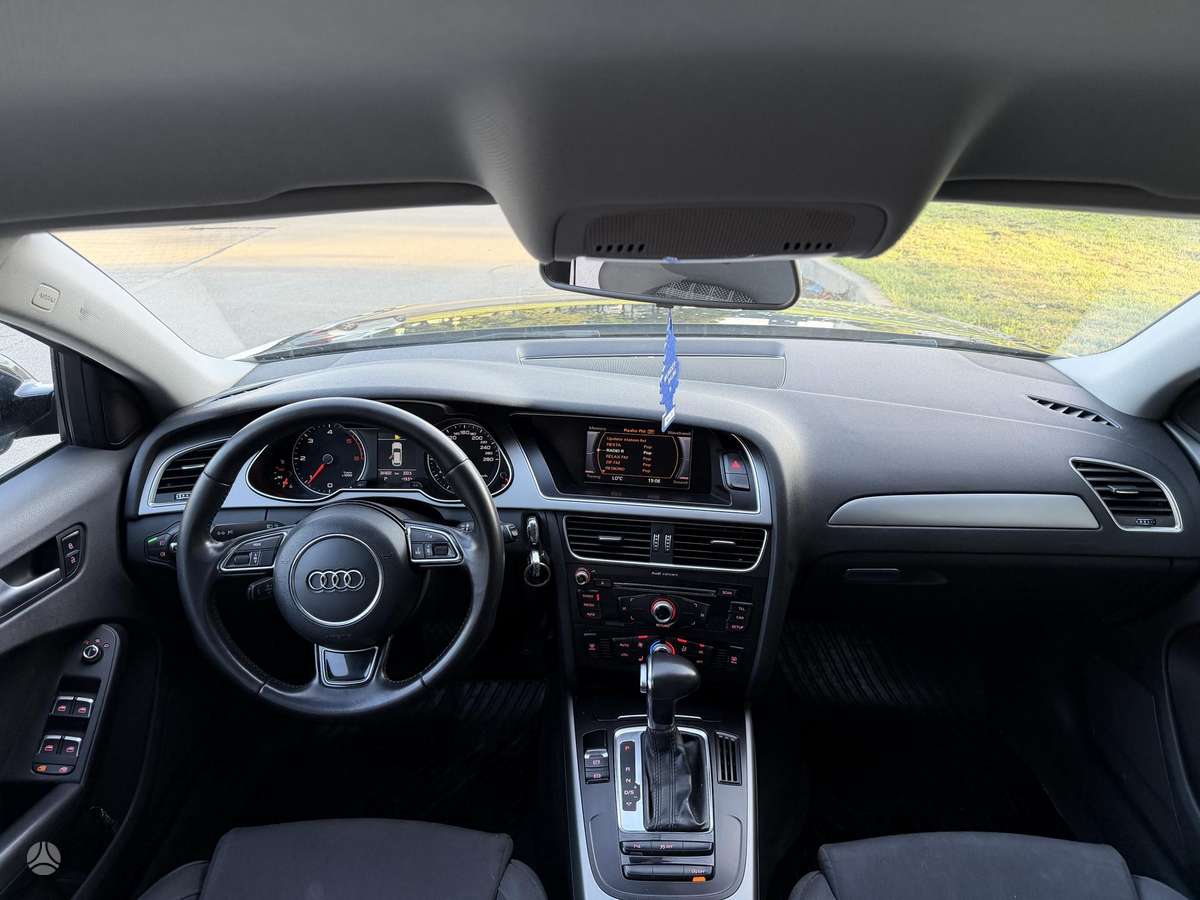 Audi A4, 2.0 l., Универсал