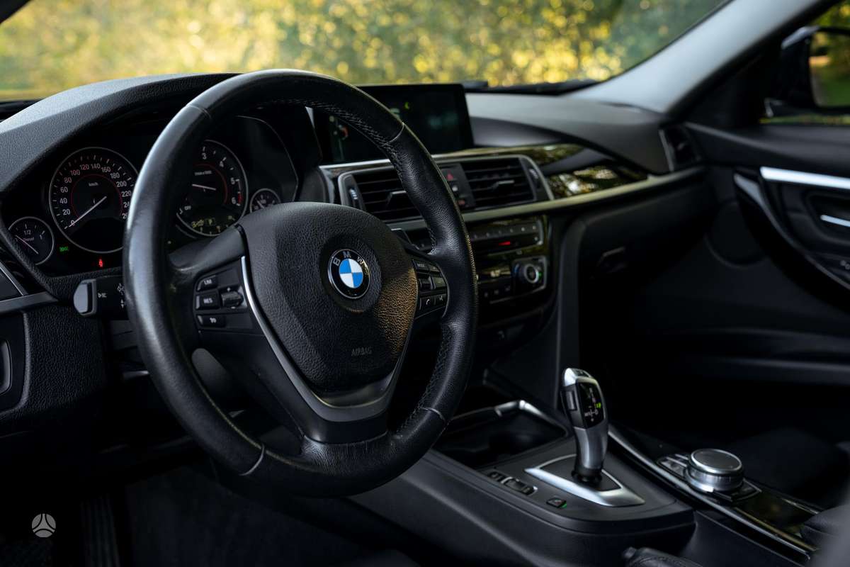 BMW 320, 2.0 l., universalas