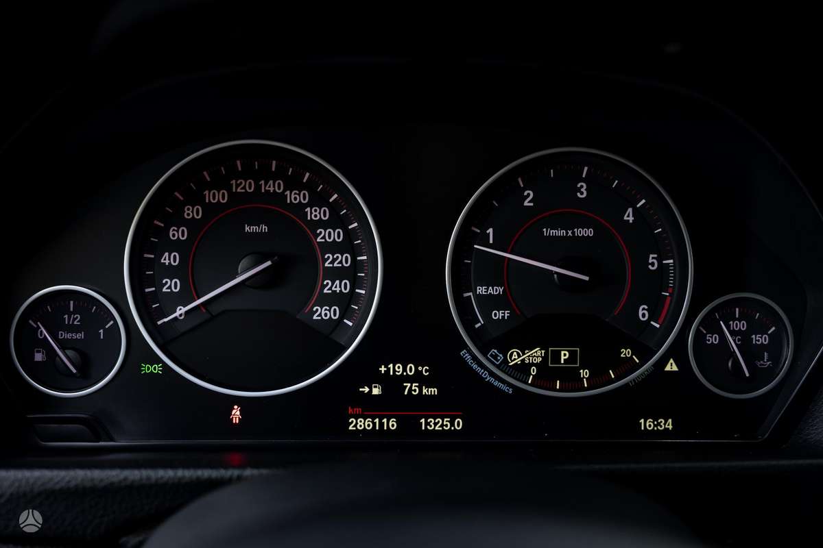 BMW 320, 2.0 l., universalas