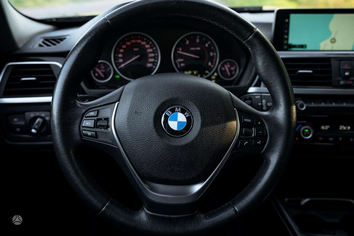 BMW 320, 2.0 l., wagon