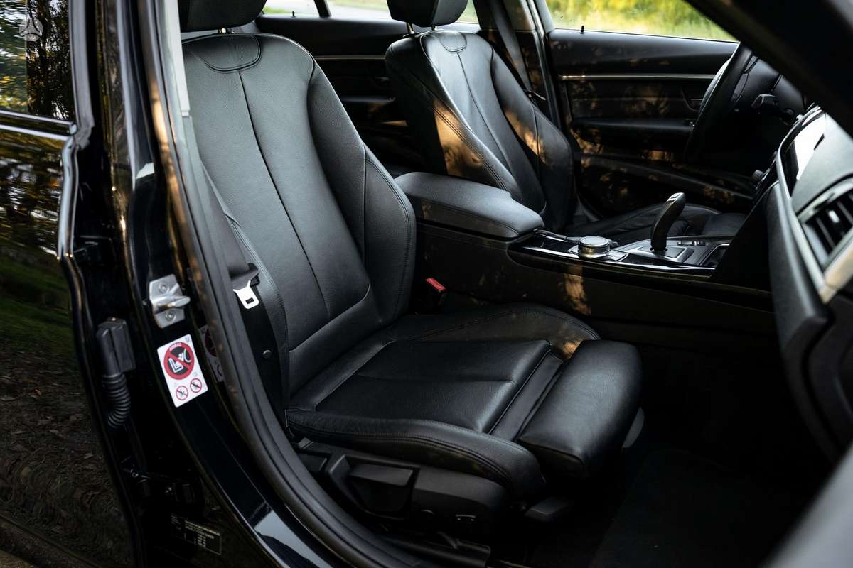 BMW 320, 2.0 l., wagon