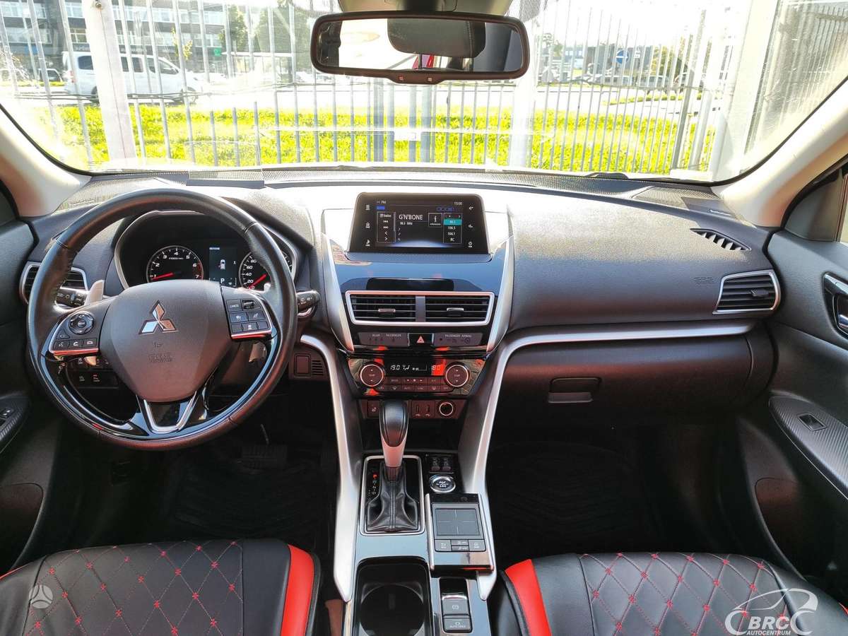Mitsubishi Eclipse Cross, 1.5 l., Внедорожник / Кроссовер