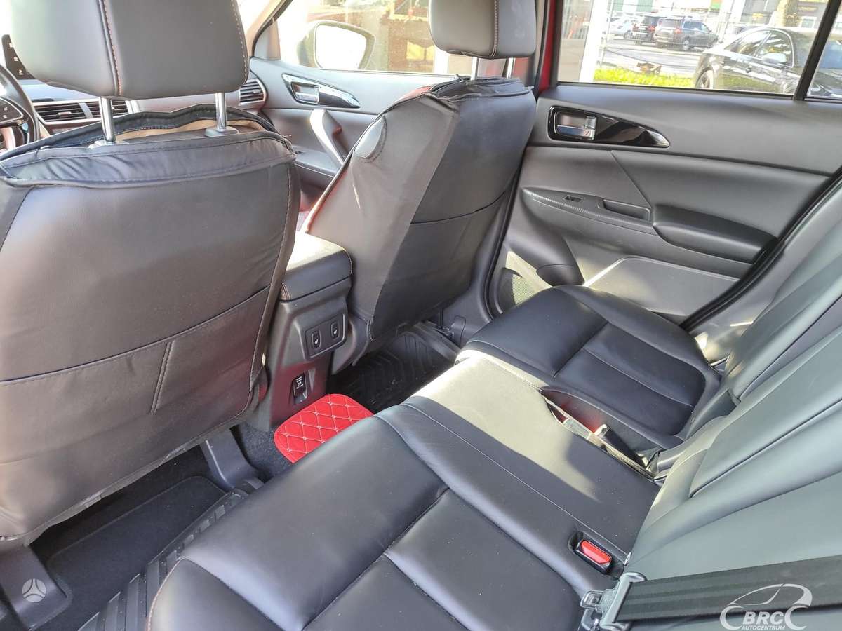 Mitsubishi Eclipse Cross, 1.5 l., Внедорожник / Кроссовер