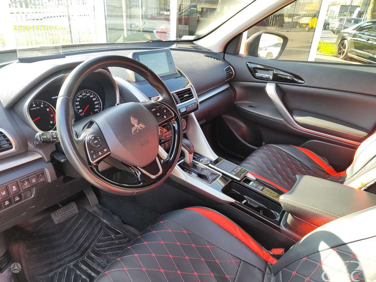 Mitsubishi Eclipse Cross, 1.5 l., Внедорожник / Кроссовер