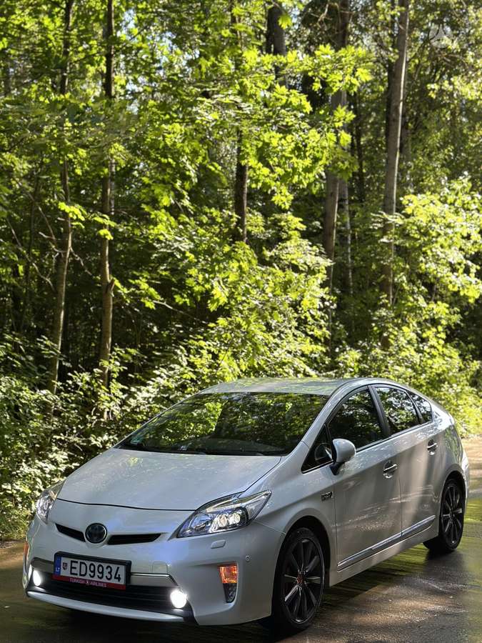 Toyota Prius, hatchback
