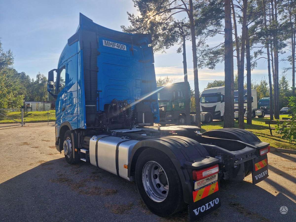 Volvo FH 460  FULL ADR, double sleeper