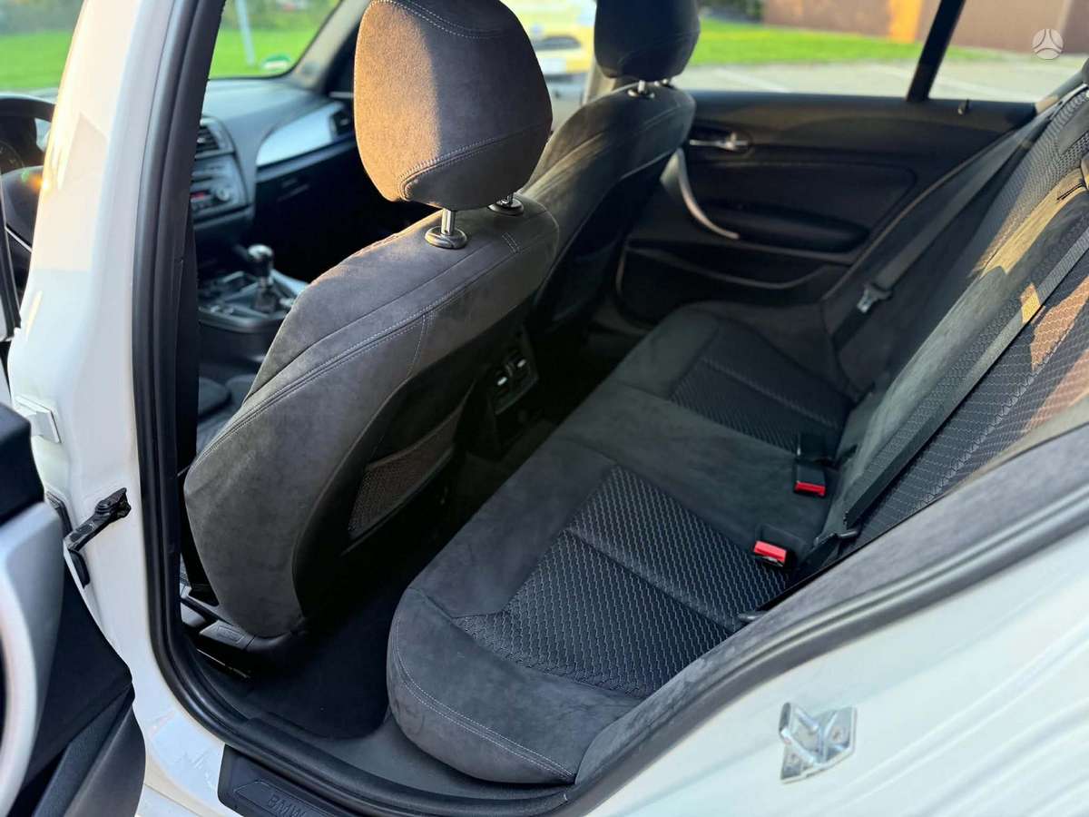 BMW 120, 2.0 l., hatchback