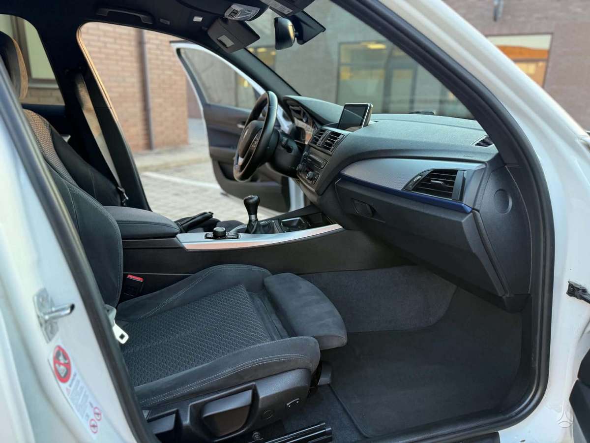 BMW 120, 2.0 l., Хэтчбек