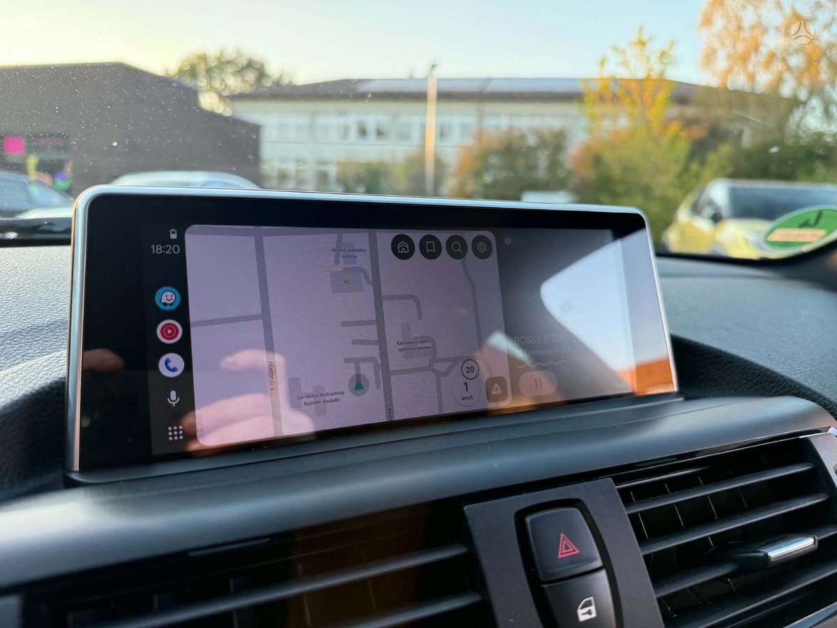 BMW 120, 2.0 l., hatchback