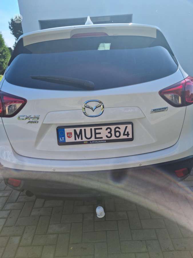 Mazda CX-5, 2.2 l., off-road / crossover