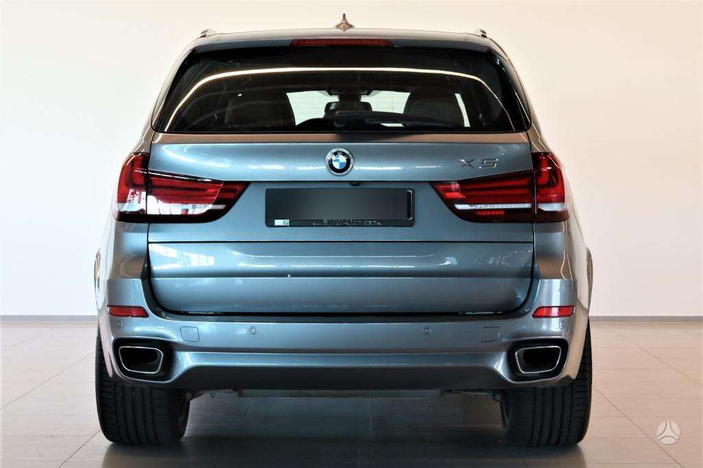 BMW X5, 3.0 l., off-road / crossover