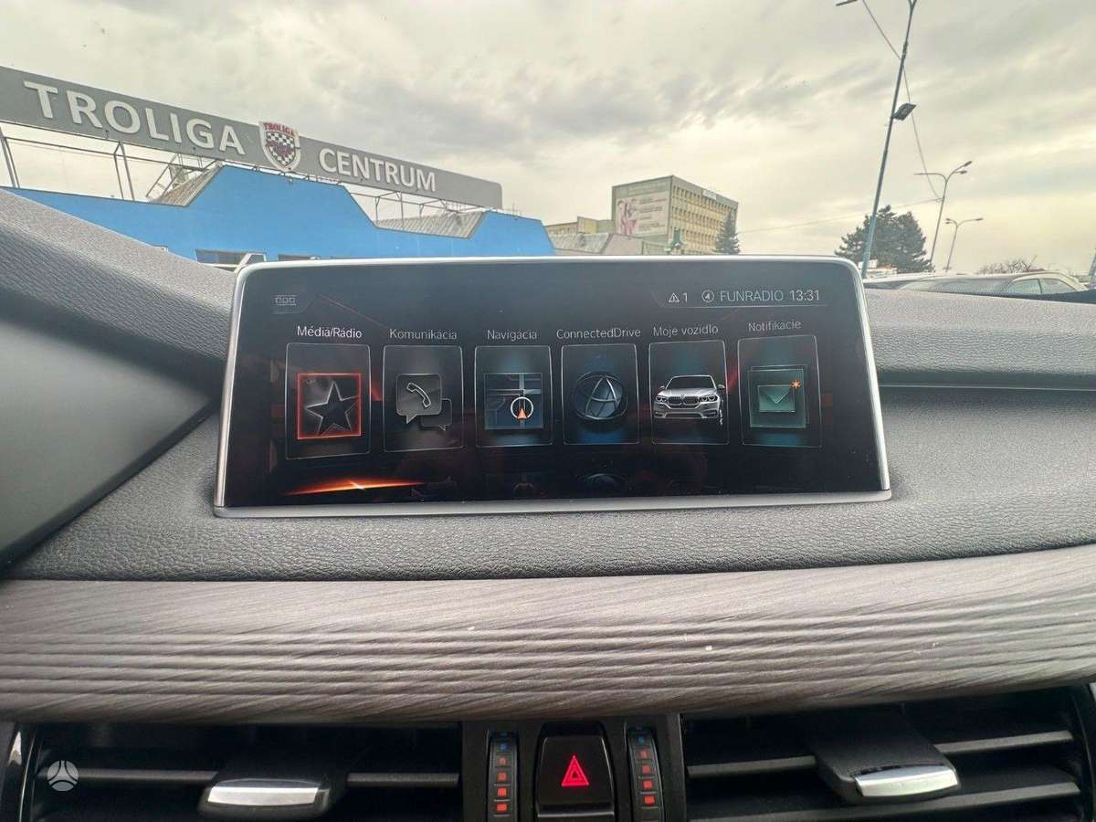 BMW X5, 3.0 l., off-road / crossover