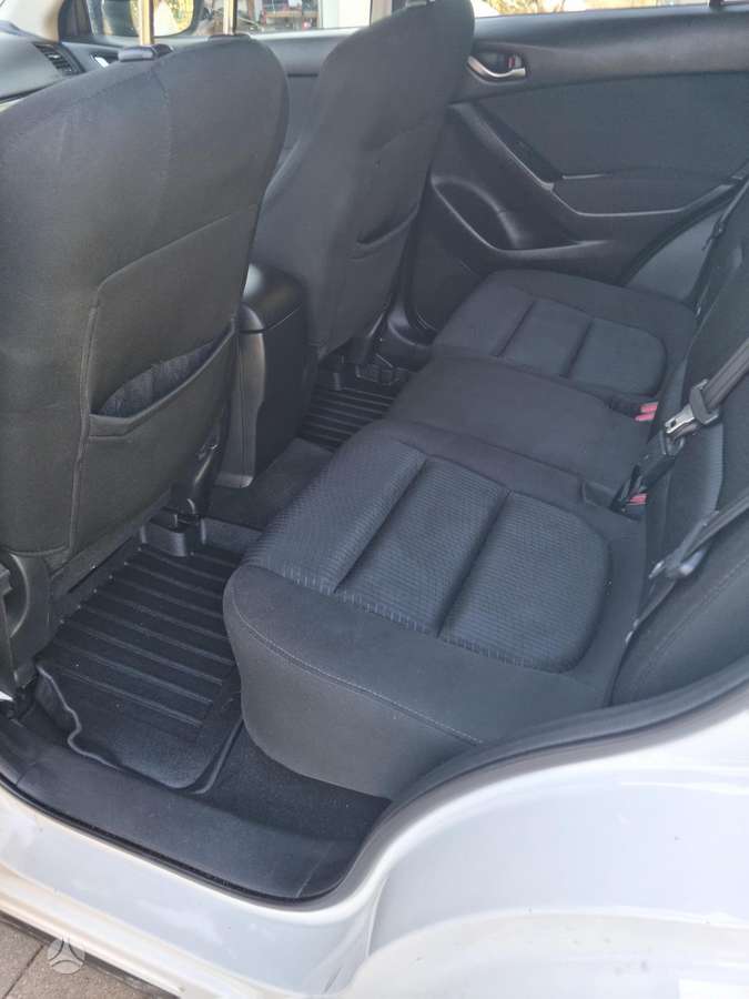 Mazda CX-5, 2.2 l., off-road / crossover