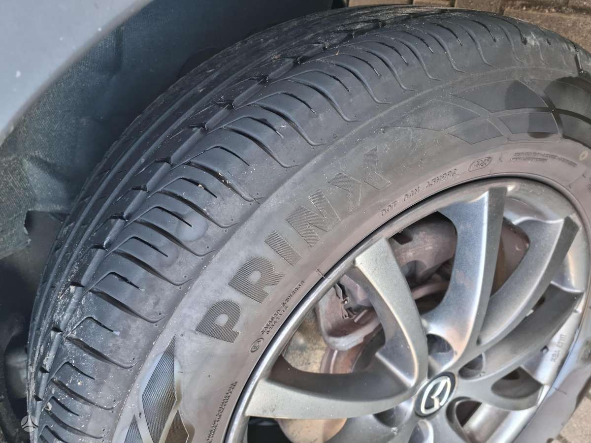 Mazda CX-5, 2.2 l., off-road / crossover