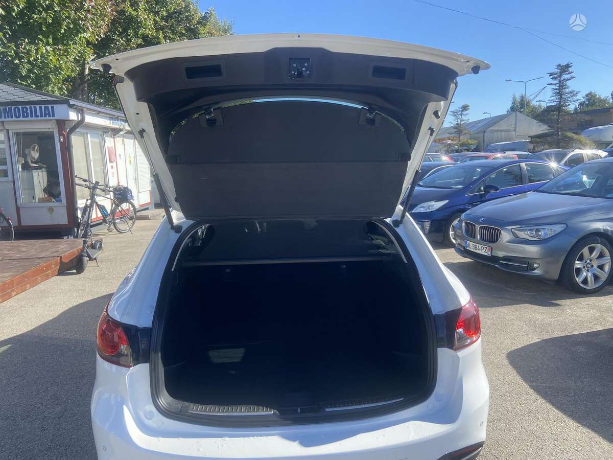 Mazda 6, 2.2 l., wagon