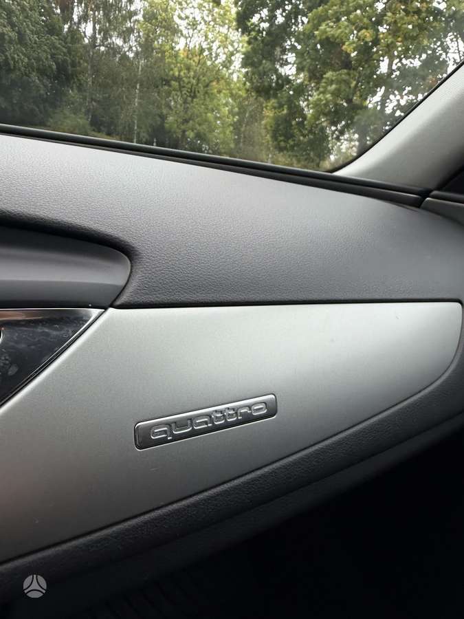 Audi A6, 3.0 l., universalas