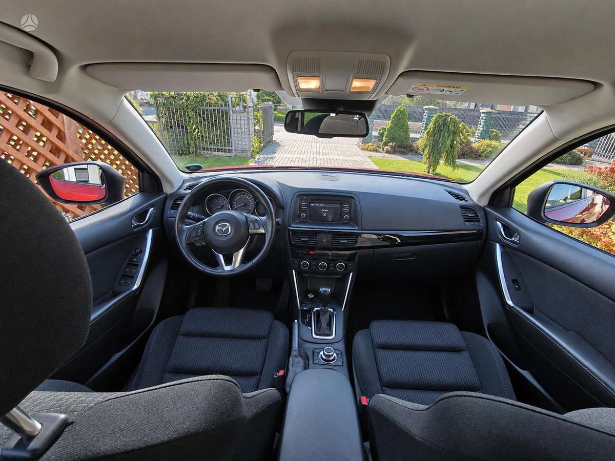 Mazda CX-5, 2.2 l., off-road / crossover