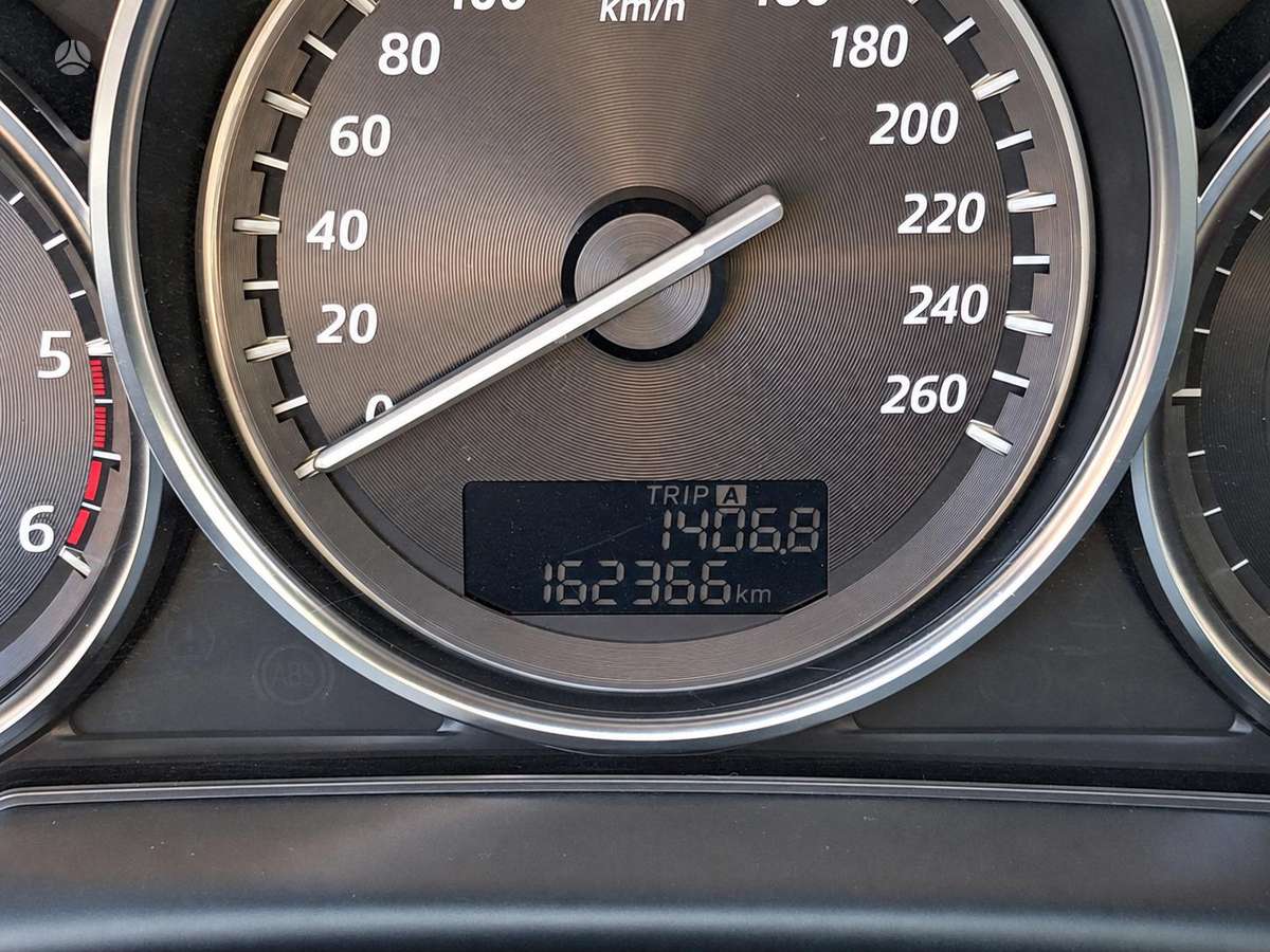 Mazda CX-5, 2.2 l., Внедорожник / Кроссовер