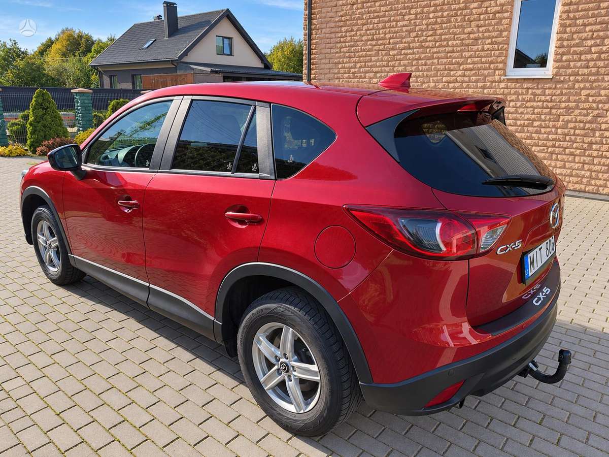 Mazda CX-5, 2.2 l., off-road / crossover
