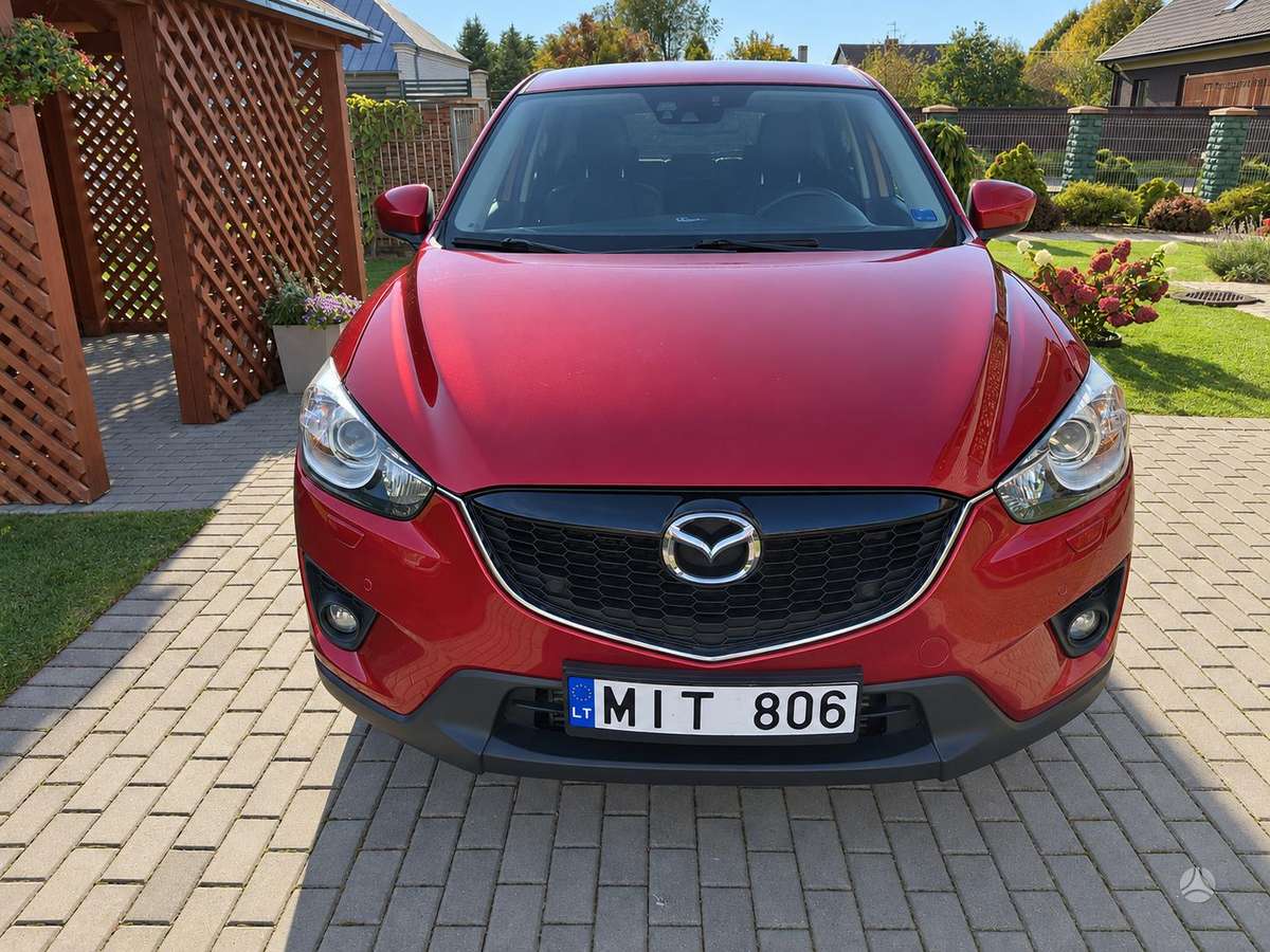 Mazda CX-5, 2.2 l., off-road / crossover