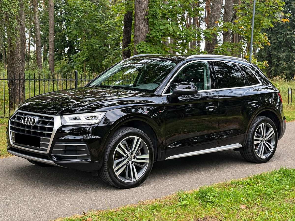 Audi Q5, 2.0 l., Внедорожник / Кроссовер