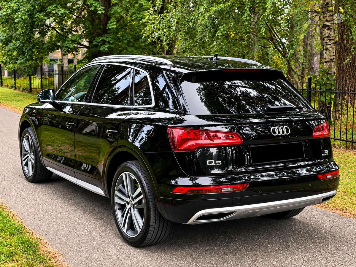 Audi Q5, 2.0 l., Внедорожник / Кроссовер
