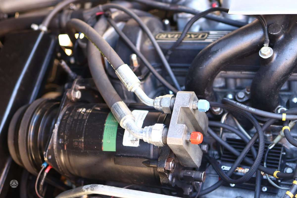 Jaguar E-Type, 5.2 l., Минивэн